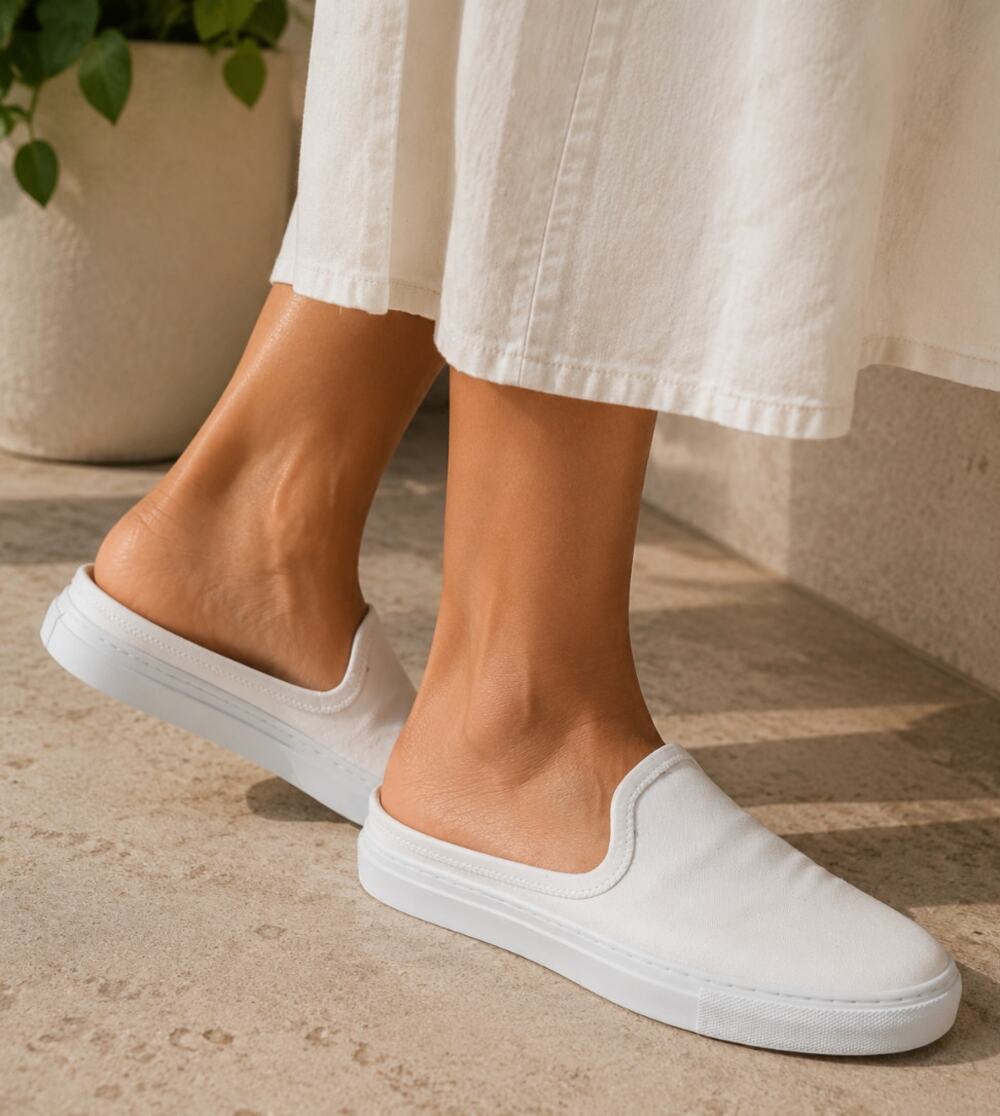 Jenni Kayne White Canvas Slider Slip On Sneakers Mules Women’s Size 40 9.5